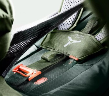 
Трекинговый рюкзак Deuter Futura Air Trek - это усовершенствованный дизайн, соз. . фото 9