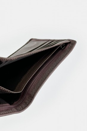 Кожаный кошелек с зажимом для денег Genuiner. Выполнен из натуральной кожи высок. . фото 7