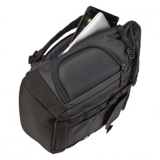Рюкзак, подходящий для поездок на работу, позволяет увеличивать объем, а также о. . фото 10