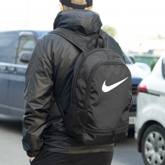 Спортивный рюкзак мужской черный тканевой nike trak молодежный городской портфел. . фото 4