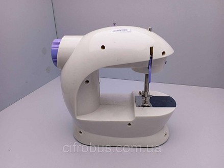 Швейная мини машинка портативная Mini Sewing Machine SM-202A 4 в 1 с педалью и а. . фото 7