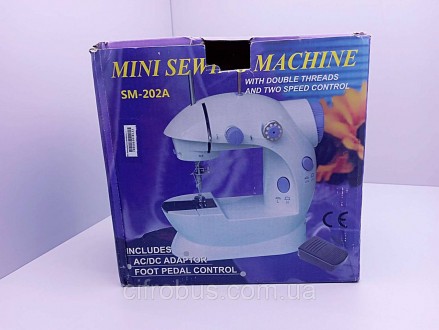 Швейная мини машинка портативная Mini Sewing Machine SM-202A 4 в 1 с педалью и а. . фото 2