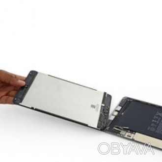 Если вашему iPad mini 4 нужна "скорая помощь" в замене дисплея, то мастера в сер. . фото 1