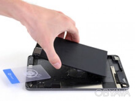 Замена изношенной или механически поврежденной батареи в iPad mini 5 на новую по. . фото 1