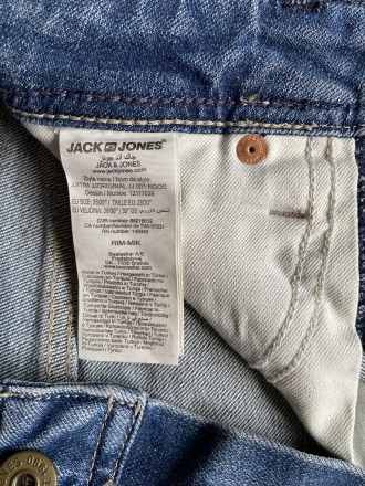 Мужские джинсы в отличном состоянии, очень качественные.замеры в сложеном виде:
. . фото 4