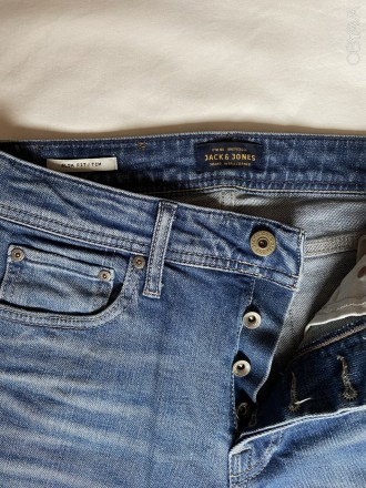 Мужские джинсы в отличном состоянии, очень качественные.замеры в сложеном виде:
. . фото 5