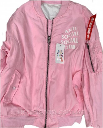 Колір: ніжно рожевий
Розмір: один ( від s-m)
Куртка ніжного кольору. Крута стиль. . фото 4