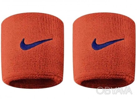 Зручний універсальний напульсник Nike SWOOSH WRISTBANDS чудово поглинає вологу т. . фото 1