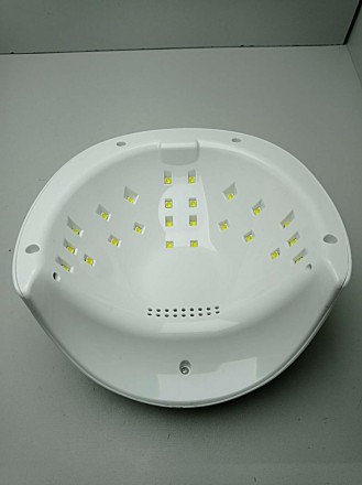 Лампа UV/LED Sun 4S Plus мощностью 52 Вт применяется при полимеризации гель-лако. . фото 9