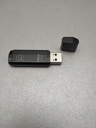 Интерфейс:	USB 2.0
Разъем:	USB Type-A
Объем памяти, ГБ:	128
Внимание! Комиссионн. . фото 4