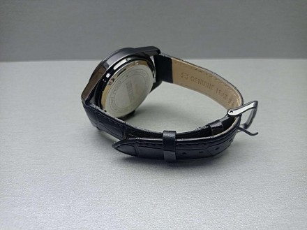 Чоловічий наручний годинник з масивним корпусом Skmei 9236 Сріблястий з чорним ц. . фото 3