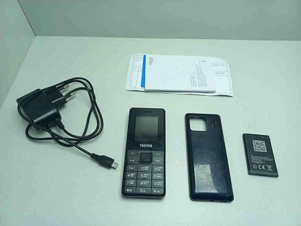Tecno T301 – недорогой телефон с поддержкой работы 3-х SIM-карт. Он выполнен в к. . фото 2