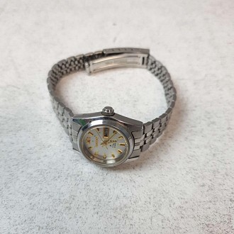 Наручные женские часы Orient 559WC8-02 CA
Внимание! Комиссионный товар. Уточняйт. . фото 3