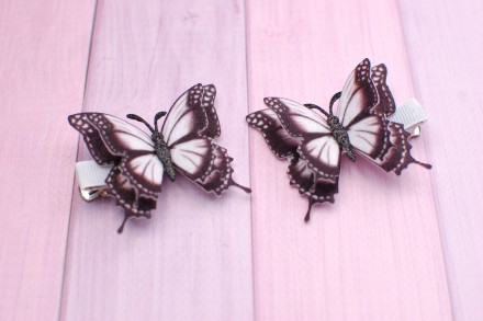 
Стильные, модные и яркие бабочки из плотной ткани белого цвета для маленьких мо. . фото 2
