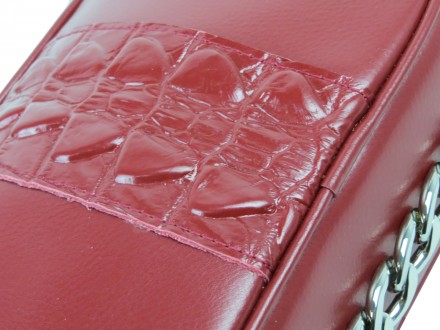 Небольшая женская кожаная сумка, клатч Alex Rai 9006 красная
Описание товара:
Дв. . фото 11