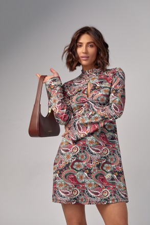 Платье из эластичной ткани с принтом «турецкий огурец» украсит офисный образ и р. . фото 8