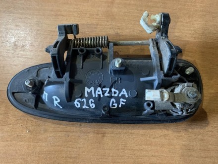 В наявності ручка дверей передня права Mazda 626 GF
Без пошкоджень та дефектів
К. . фото 3