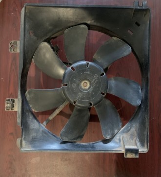 В наявності вентилятор радіатора з дифузором Mazda 626 GF
1.8 бензин
Без пошкодж. . фото 3
