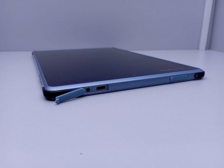 Тонкие и прочные
Эти легкие планшеты обладают водонепроницаемым дизайном, в то в. . фото 7