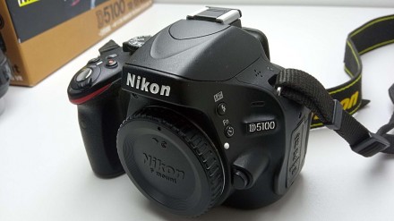 Любительская зеркальная фотокамера, байонет Nikon F, объектив в комплекте, модел. . фото 9