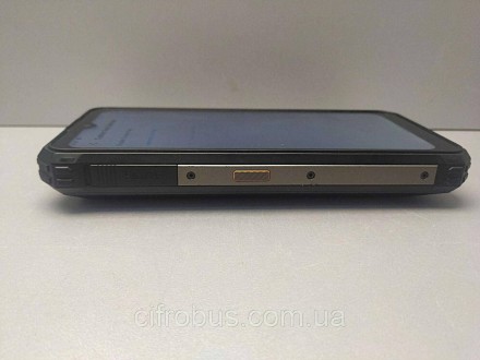 Oukitel WP15 — смартфон середнього рівня, який отримав захист від вологи, пилу т. . фото 7