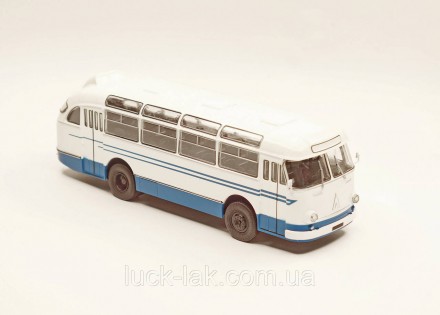 Масштабна колекційна модель автобуса середнього класу ЛАЗ 695Е в масштабі 1:43 (. . фото 2
