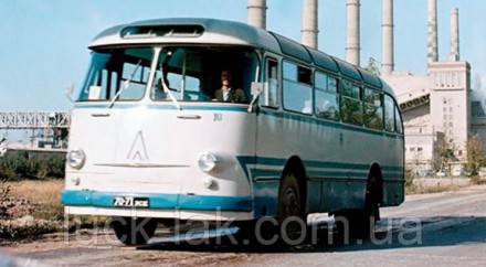 Масштабна колекційна модель автобуса середнього класу ЛАЗ 695Е в масштабі 1:43 (. . фото 10