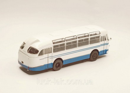 Масштабна колекційна модель автобуса середнього класу ЛАЗ 695Е в масштабі 1:43 (. . фото 5