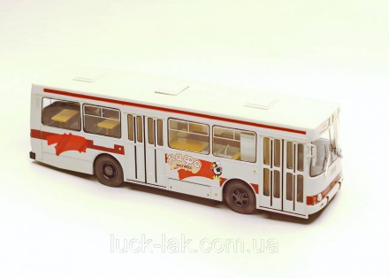 Масштабна колекційна модель автобуса середнього класу ЛАЗ 4969 "КАФЕ" у масштабі. . фото 2