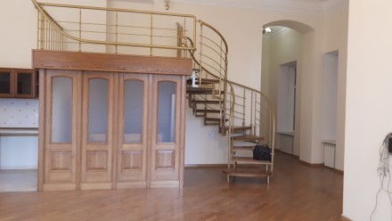 Сдам квартиру под офис на ул. Грушевского, 16, (напротив Верховной Рады), 124 кв. Липки. фото 4