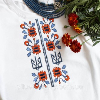 Бавовняна жіноча вишита футболка в українському стилі, прямого крою, з округлою . . фото 5