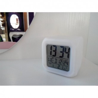 Годинник хамелеон із термометром будильник-нічник
Усім давно відомий популярний . . фото 4