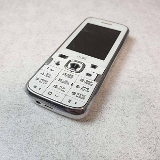 Телефон, поддержка двух SIM-карт, экран 2.4", разрешение 320x240, камера 0.30 МП. . фото 3
