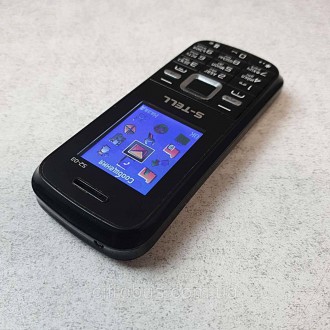 Телефон, поддержка двух SIM-карт, экран 1.8", разрешение 160x128, камера 0.30 МП. . фото 5