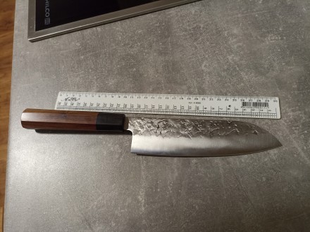 Японский нож Santoku,ніж Santoku,ніж Сантоку ,Нож Сантоку

Оригинальная аутент. . фото 6