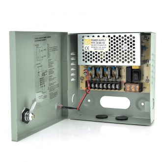 Імпульсний блок живлення 12V-5A / 4CH в боксі з замком перфорований, 4-х канальний, Q30. Дніпро. фото 1 Імпульсний блок живлення 12V-5A / 4CH в боксі з замком перфорований, 4-х канальний, Q30. Дніпро. фото 1