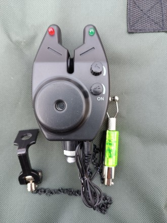 Комплект, що складається з електронного сигналізатора клювання та свінгера на ла. . фото 2