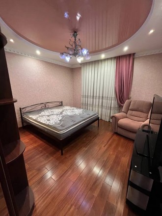 Трьох кімнатна квартира з меблями та технікою-Віктора Баталіна ( колишня Мічурін. Борисполь. фото 2