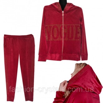 
розкішний велюровий костюм у модному червоному кольорі, декорований аплікацією . . фото 2