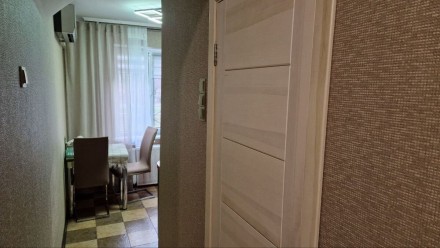 Продам 2х комнатную квартиру в Днепровском районе, по Дарницкому б-ру, 7. 
Кварт. . фото 2