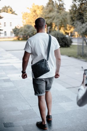 Ця чоловіча сумка через плече виготовлена з натуральної шкіри високої якості, во. . фото 6