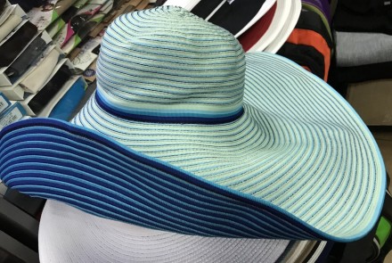  Шляпа женская широкие моделируемые поля .Цвет : малиновый снаружи , внутренняя . . фото 4