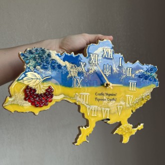 Настенные часы "Карта Украины" – это воплощение красоты эпоксидной смолы в сочет. . фото 2