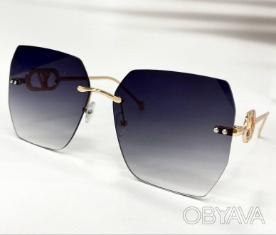Солнцезащитные женские квадратные тонированные очки
	защита от ультрафиолета uv4. . фото 1