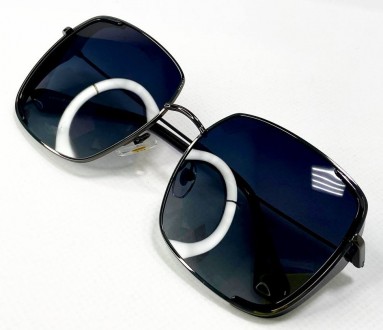 Солнцезащитные женские квадратные тонированные очки с поляризацией и полупрозрач. . фото 4