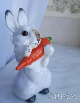 ЛФЗ фарфор Заяц с морковкой