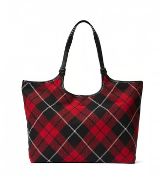 Зручна сумка- шопер від Victoria's Secret
Розмір : 33 х 45 x 12 см
 
У центрі пр. . фото 3