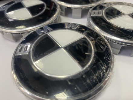 Колпачки в диски BMW с фрагментами белого и чёрного цвета по центру, подходят ка. . фото 4