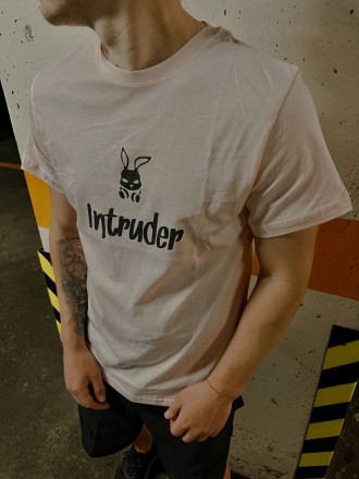 Мужская футболка Intruder Bunny хлопок c лого и надписью классическая однотонная. . фото 7