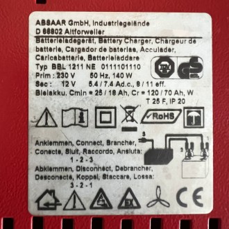 323. Зарядное устройство Alca Absaar 12В 11А для авто аккумулятора (Германия)

. . фото 9